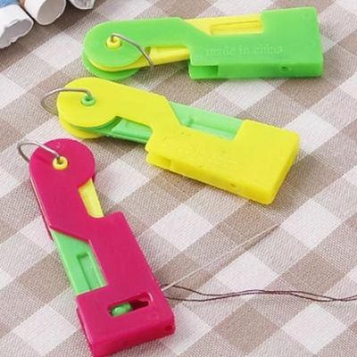 편리한 바늘 실끼우기 자동 바늘 실꿰기 도구