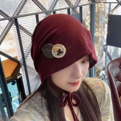 [애슬릿]여성 겨울 비니 중년 엄마 꽃 자수 롱 두건