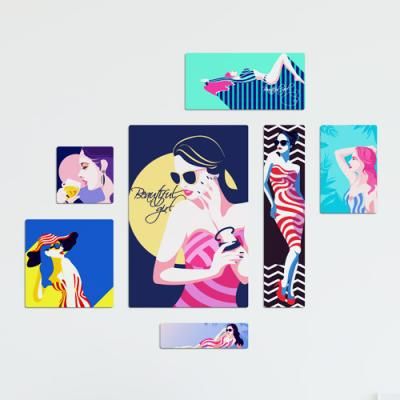 ib485-멀티액자_관리하는여자