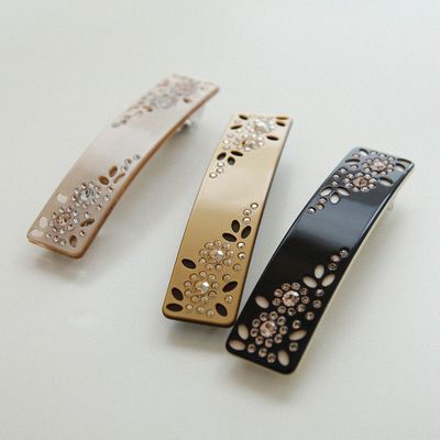 바이데이지 프랑스 펀칭 플라워 큐빅 자동핀 Bh0930