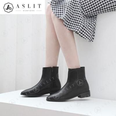 [애슬릿]안감 퍼 플레인 토 청키 앵클 부츠 3cm