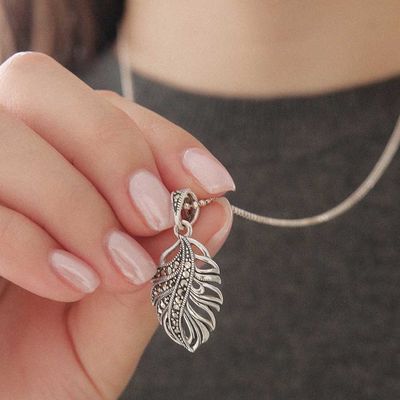 바이데이지 나뭇잎 마카사이트 실버 목걸이 Bn0605