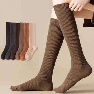 누아벨 슬림한 무지 롱삭스 종아리 반기장 양말