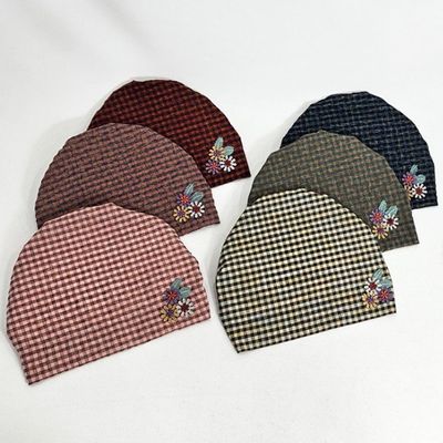 [애슬릿]면 체크 꽃 자수 두건 비니 모자 중년 여성