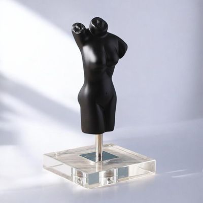 게더릭 여인 조각상(WFI2GPF)