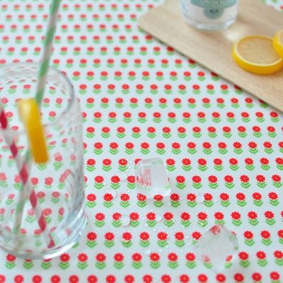 데일리플라워 방수식탁보(레드그린 2인~10인용)