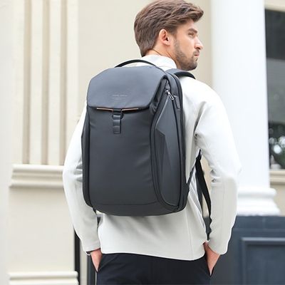 3차원 디자인 에어서스펜션 백팩 대학생 직장인 가방