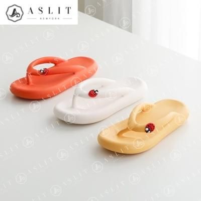 [애슬릿]여성 통굽 여름 무당벌레장식 쪼리슬리퍼3cm