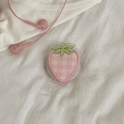 strawberry picnic 디자인 [맥세이프 아크릴스마트톡]