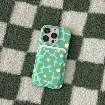 flower collage pattern [맥세이프 카드슬롯]