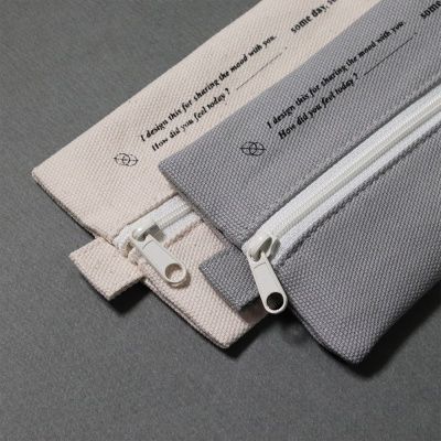 시그니쳐 플랫 파우치