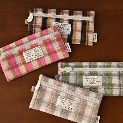 언매치드 프렌즈 올드 체크 펜케이스