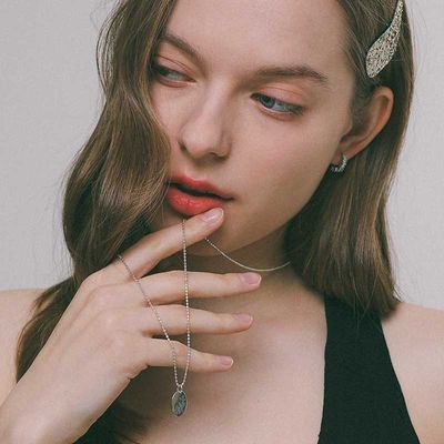 제이로렌 실버 플라워 코인 펜던트 롱 목걸이 N01218