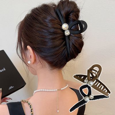 여성 올림머리 매트 진주 큐빅 헤어 집게핀