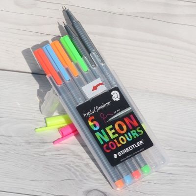 삼각 수성펜..스테들러 화인라이너 6색 NEON SB6CS3