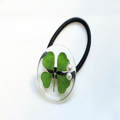 네잎크로바 생화 진주 머리끈 클로버 헤어끈(WCDEC35)