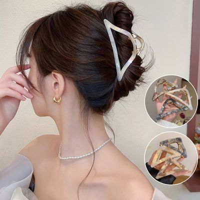 빅사이즈 오로라 자개 트라이앵글 헤어 집게핀 머리핀