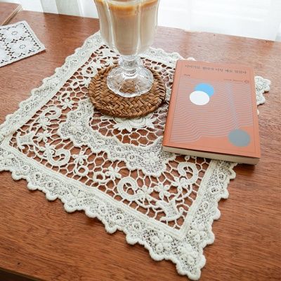 카멜리아 레이스 테이블 데코