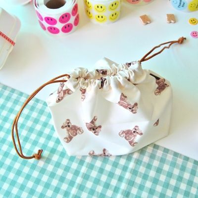 곰돌이 패턴 조리개 파우치