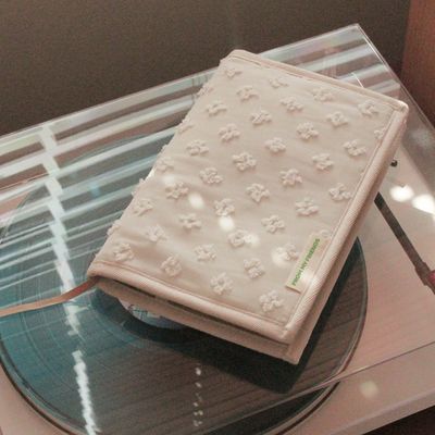 잔잔히 피는 꽃 북커버 ( 베이지 )