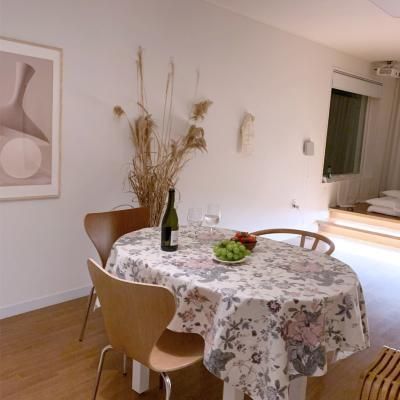 에블린 린넨 엔틱플라워 방수 식탁보 4인M