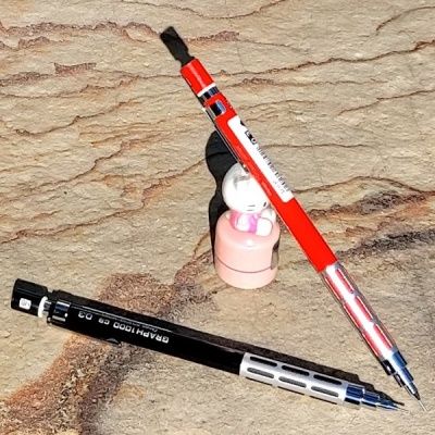 펜텔 샤프펜슬의 완성형 0.3mm 그래프 GRAPH 1000CS
