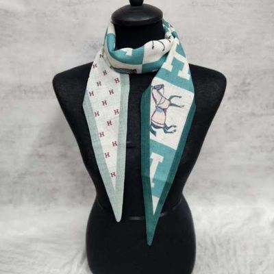 [애슬릿]마름모 스카프 간절기 쁘띠 짧은 여성 린넨