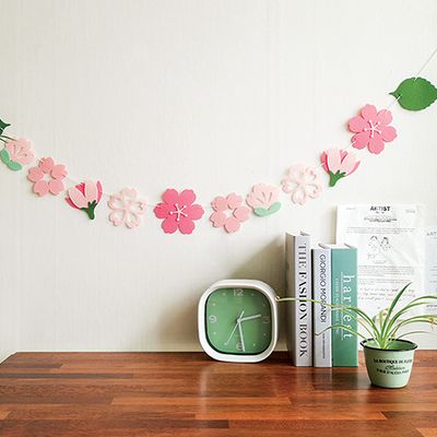 벚꽃 가랜드 데코