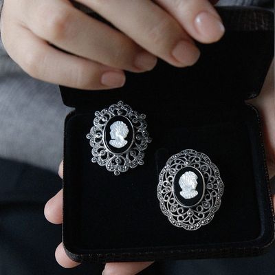 바이데이지 카메오 마카사이트 실버 브로치 Bb0458