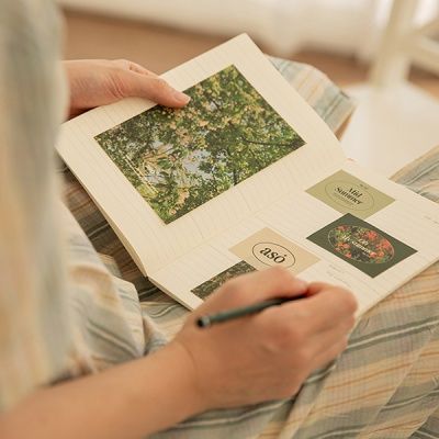 Aug,Leaf ) Sticker Pack