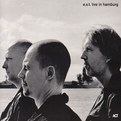 LIVE IN HAMBURG