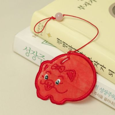 부자 돼지 자수 책갈피