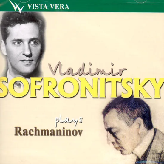 PLAYS RACHMANINOV
