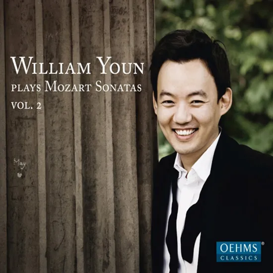 PLAYS MOZART SONATAS VOL.2 [윤홍천: 모차르트 피아노 소나타 2집]