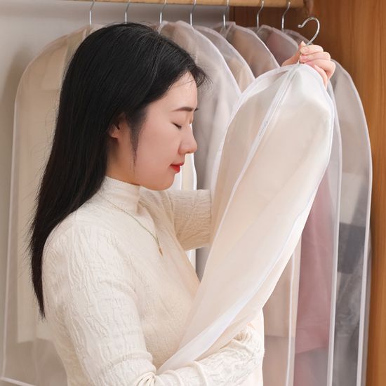 지퍼형 반투명 부직포 먼지차단 옷커버 옷 덮개 정리