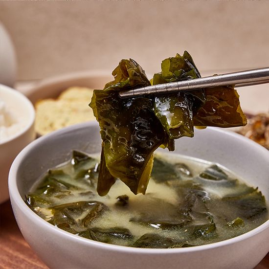 해담은 전복내장미역국 300g 1인분 (파우치)