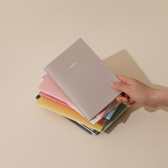 핑크풋 투엘브플래너