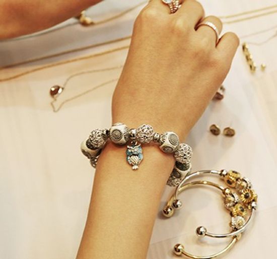 WH-blue owl bracelet