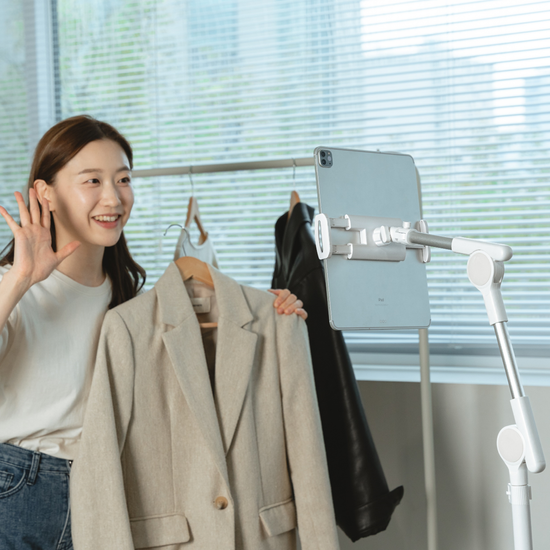 이코노미쿠스 침대 태블릿 아이패드 거치대 스탠드