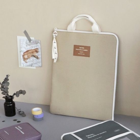 아이코닉 코트니 A4 노트북 파우치