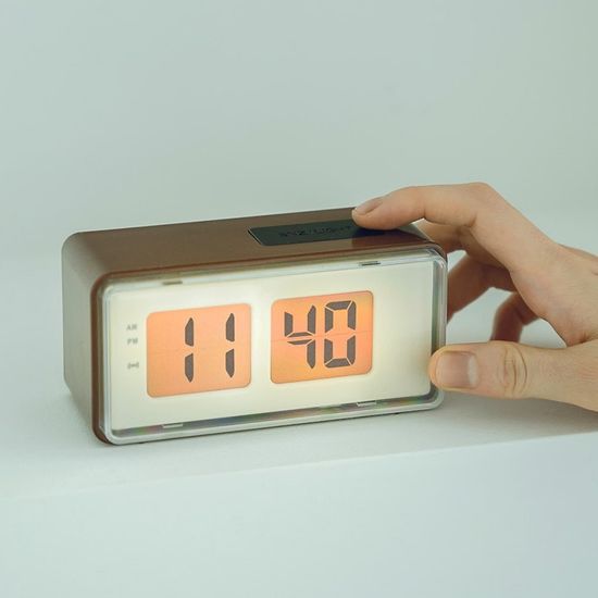 이코노미쿠스 레트로 무소음 건전지 알람 탁상 시계