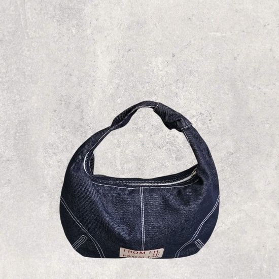 Twist Curve Bag