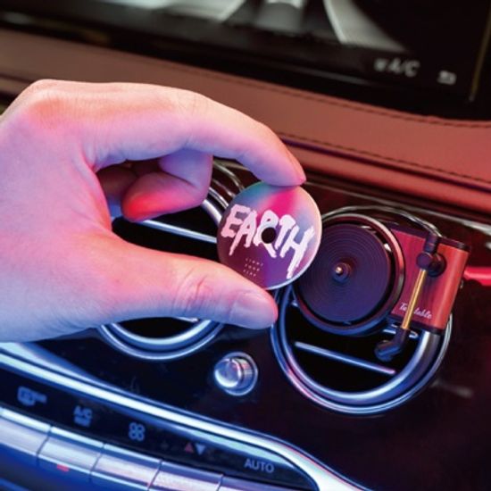 비케이스 턴테이블 차량용 방향제