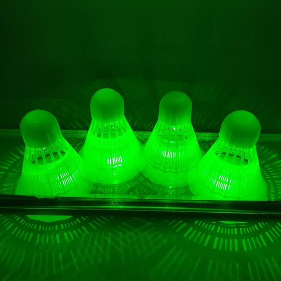 타토 스피드배드민턴 LED 셔틀콕 4PCS /  야간 필수품