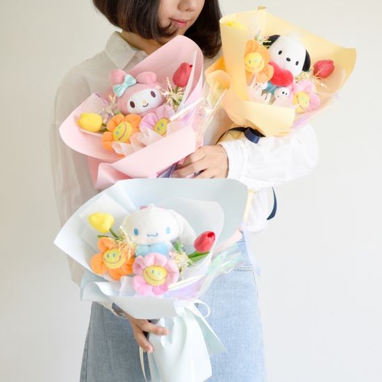 산리오 인형 꽃다발