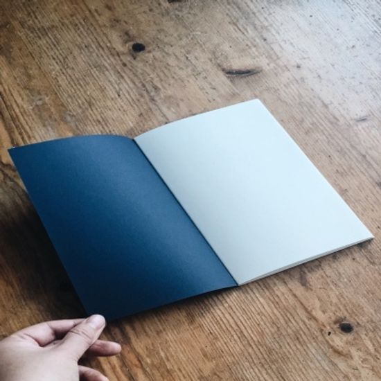 복면사과까르네 PSG: 타블렛 블랭크 RER B Bleu