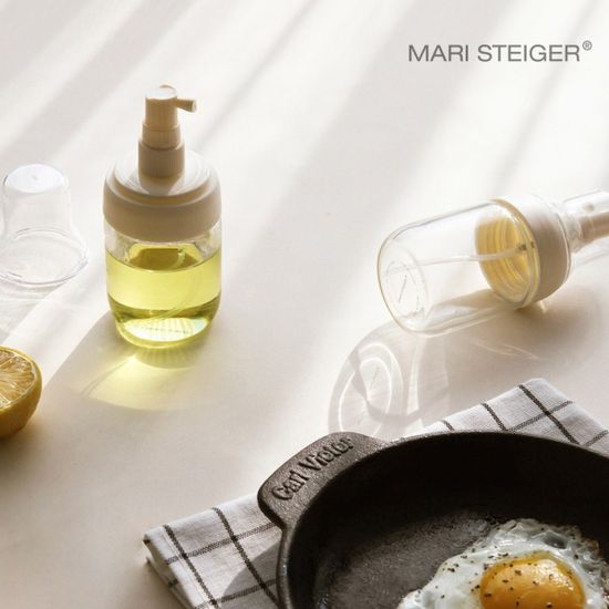 펌핑 없이도 미세분사 오일 스프레이 아이보리