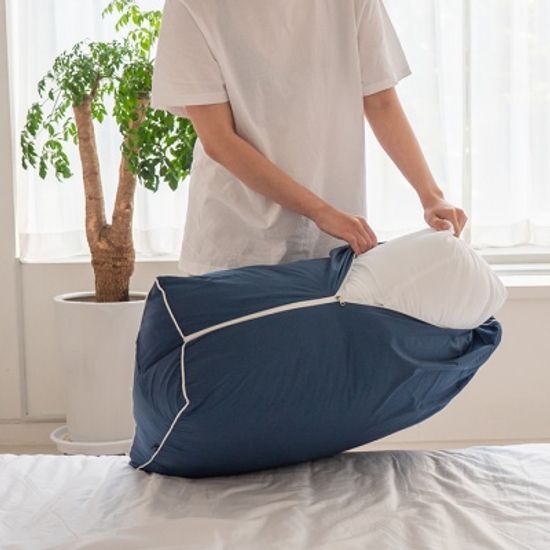 포근해 삼각 등받이 쿠션