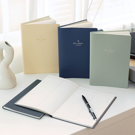 2024 온어롤 먼슬리 플래너 M