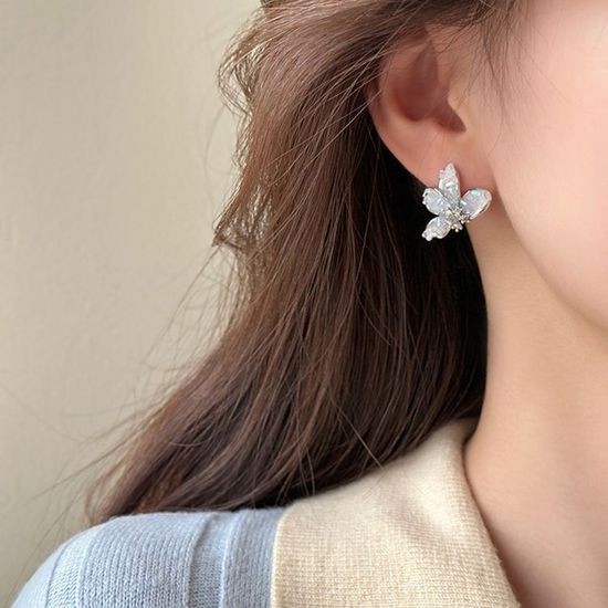 예쁜 블루 크리스탈 꽃 나비 큐빅 비즈 볼드 귀걸이